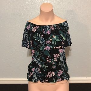 BRAND NEW floral crop top. Off the shoulder
